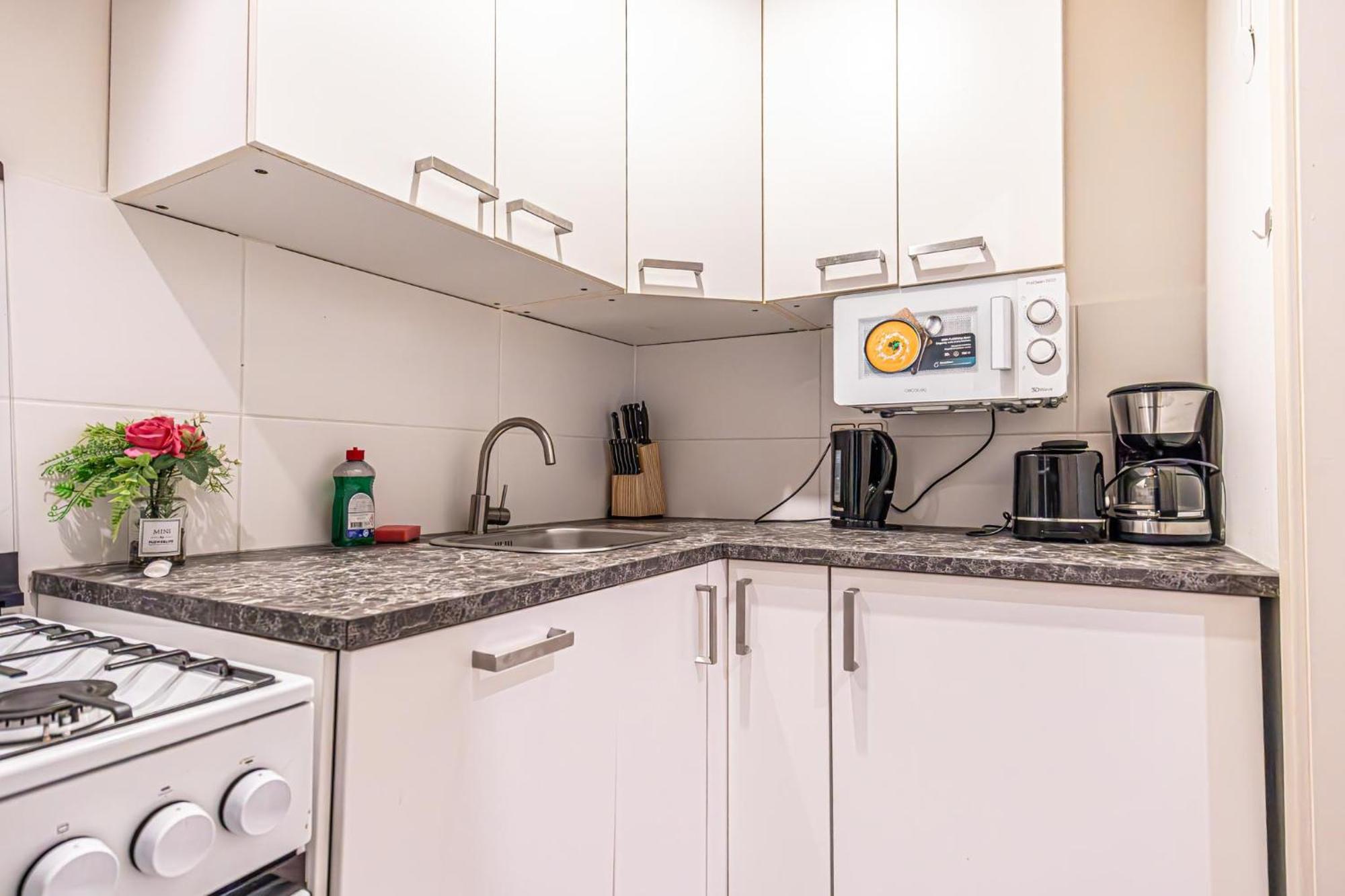 Desirable 2Br - Bookable For Longstays In Lockdown B Wina Bagian luar foto